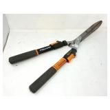 Fiskars Telescoping 26-33ï¿½ Hedge Sheers