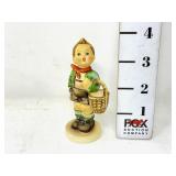 Goebel Hummel "Village Boy" 513/0 W. Germany
