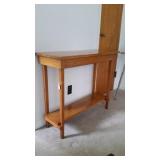 Oak table 30 1/2 x 36 x 14 1/4