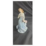 Stephanie flowing figurine approx 10 inches tall