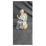 Avon Mrs albee figurine approx 5 inches tall