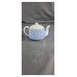 Pretty little teapot