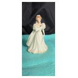 Lennox blushing bride statue approx 6 inches tall
