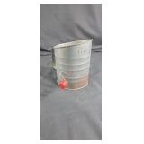 Brite pride flour sifter