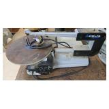 Delta shop master band saw.
