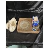 S.urf glass ashtray trays and broke swan