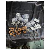 Large assortment of napkin holders