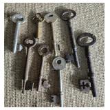 8 antique keys