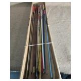 Group of approx 14 arrows that match the bow.