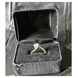 Marked 14kt HGE ring in box