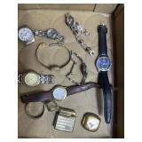 Lot of watches and lighter