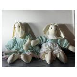 2 bunnies
