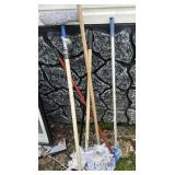 Mops