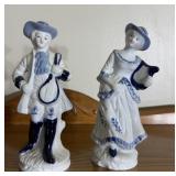 pair of porcelain figurines musicians
