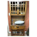 Hutch- furniture only no contents