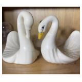 Pair of swan figurines - One is signed