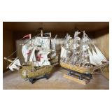 Set of 2 Model Ships - Santa Maria and Mayflower