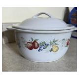 Corelle with lid 1.5 qt