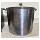 20qt pot with lid