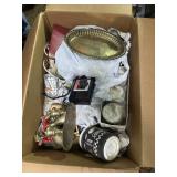 misc homewares in tote