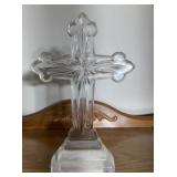 Crystal cross