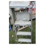 4 ft ladder