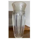 Approx 14ï¿½Cristal clear/frosted vase