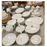 H& co Selb Bavaria Germany Heissrich China set