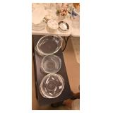 Group of glass pyrex and glass bake bowls