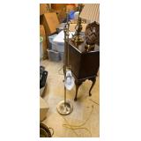 Loveable lamp has a broken arm