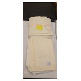 Set of queen sheets and king fitted and flat