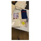 King fitted, king flat, twin pillow cases and a