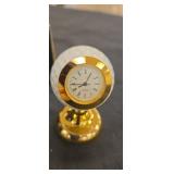 Golf ball clock