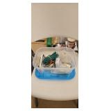 Nice tote with lid and contents