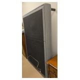 Mechanical bed base approx queen size it is 59
