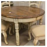 Nice table and 4 chairs approx 4 feet diameter