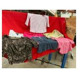 Womenï¿½s Tops Lot