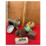 Toy and Decor Lot