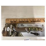 Mossy Oak Gut Hook Knife