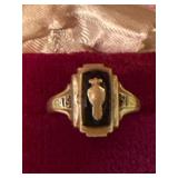 Gold Ring with Onyx Inlay