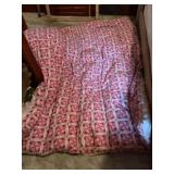 Quilt With Geometric Pattern
