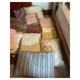 Pillows and Throws