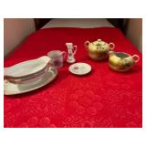 Decorative Porcelain Pieces
