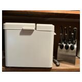 Kitchen Knife Set and Appliance Lot