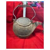 Cast Iron Kettle with Lid