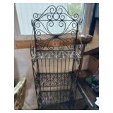 Black Metal Bakerï¿½s Rack