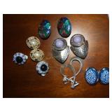Costume jewerly, clip on earrings
