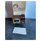 Salt and pepper console TV set 3 1/2" x 3ï¿½