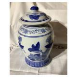 Ginger jar w/lid, 11"H