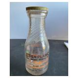 Eden Plains Pint milk bottle Hagerstown MD w/